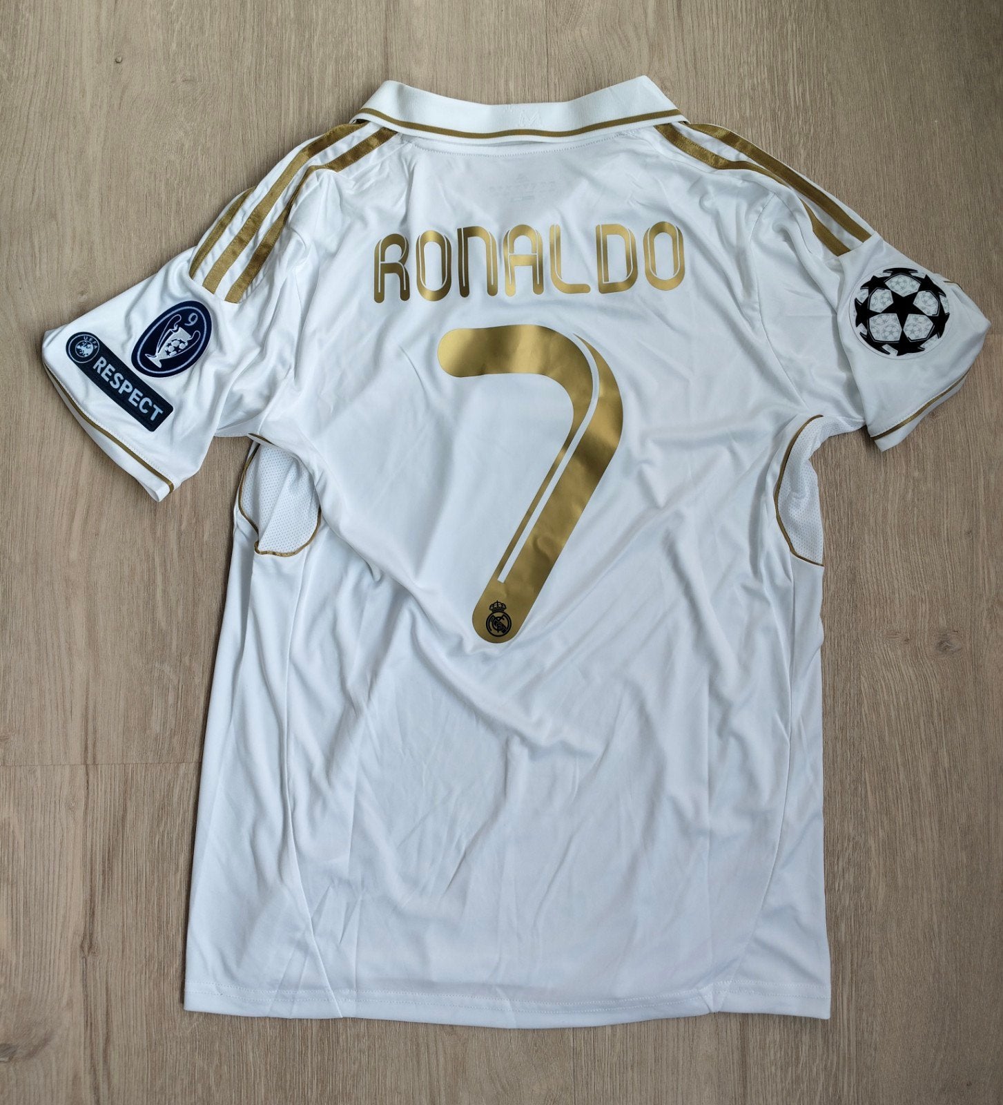 Maillot domicile Ronaldo #7 Real Madrid 2011/12, Sports & Fitness, Taille M, Envoi, Neuf, Maillot