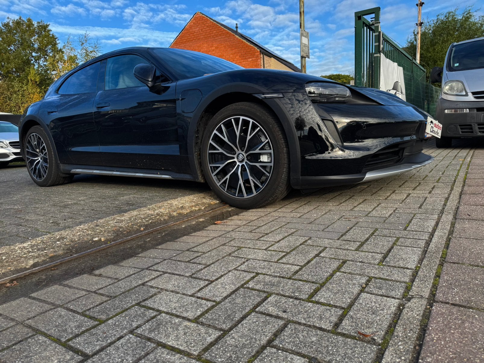 PORSCHE TAYCAN 4S CROSS TURISMO, Autos, Cuir, Achat, Entreprise, Garantie prolongée