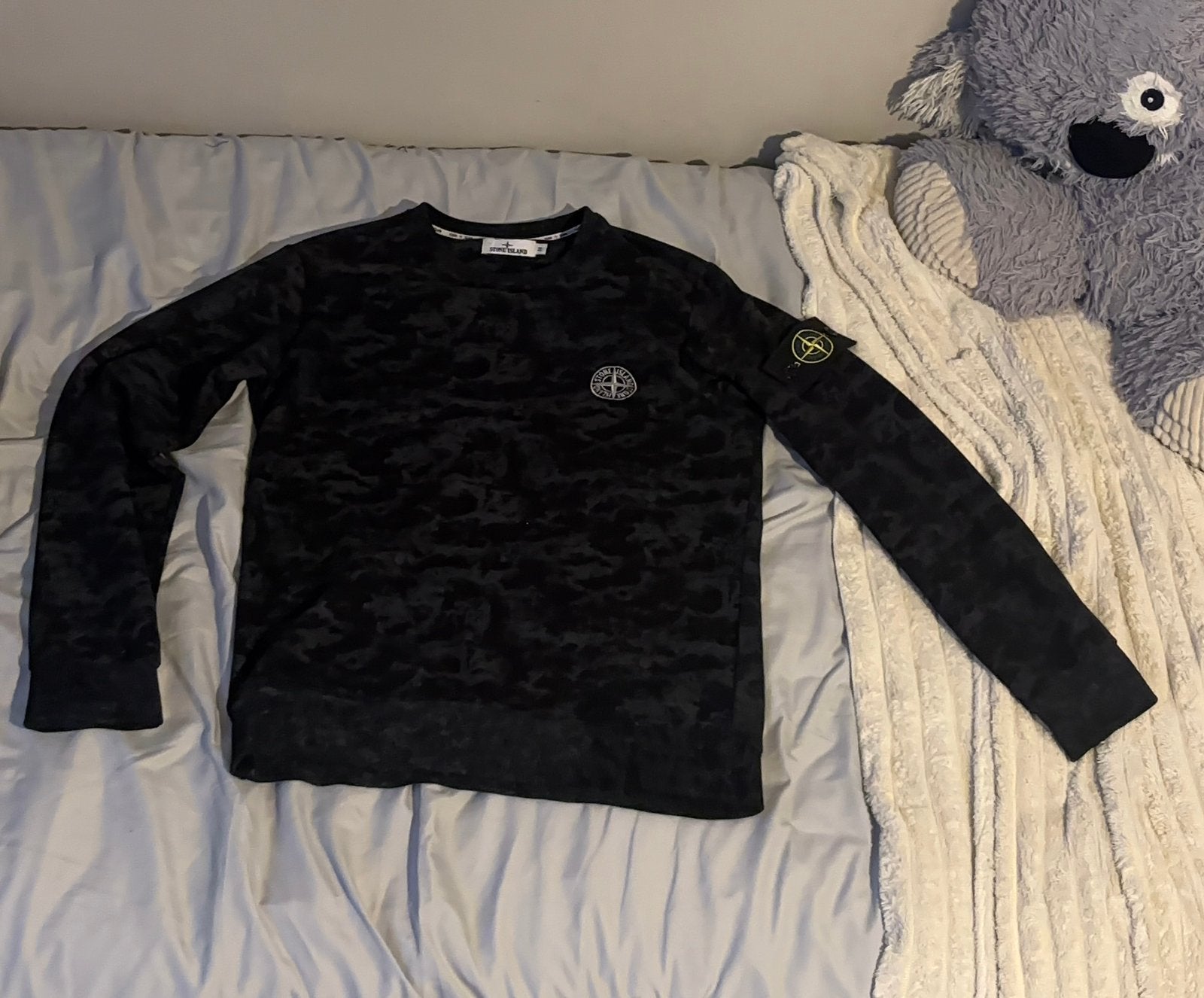 Pull stone island noir, Enfants & Bébés, Enlèvement ou Envoi, Comme neuf, Fille, Pull ou Veste