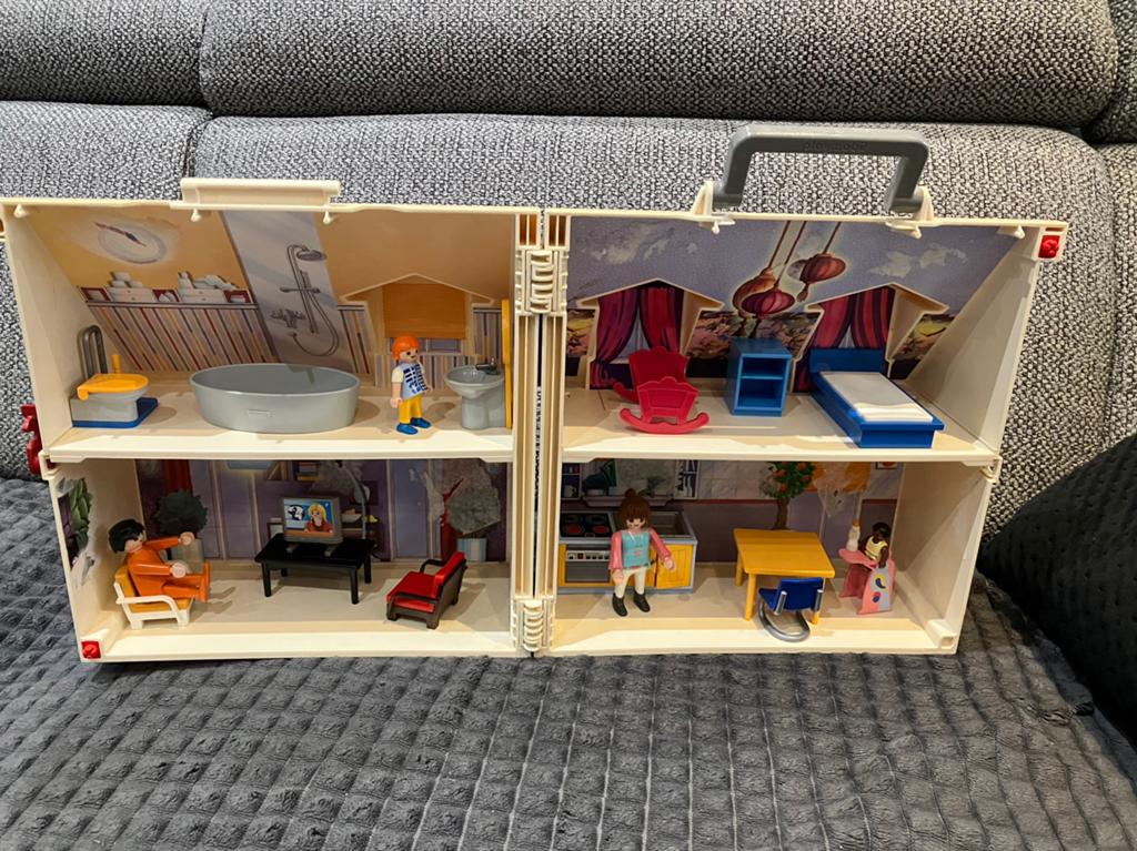 Playmobil meeneemhuis + meubilair + mannetjes + accessoires, Kinderen en Baby's, Speelgoed | Playmobil, Ophalen of Verzenden, Gebruikt