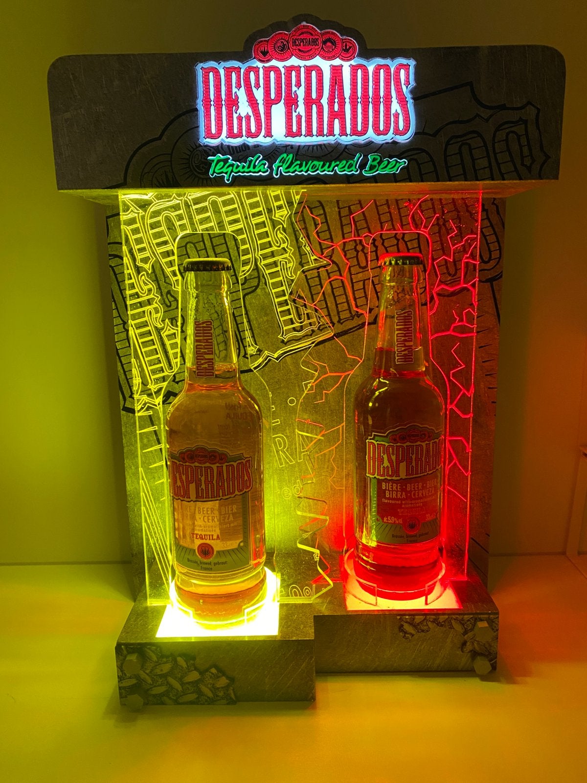 Unieke lichtreclame Desperados in metaal, Ophalen, Zo goed als nieuw