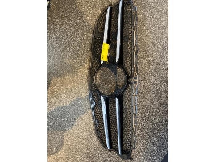 Grille van een Mercedes C-Klasse, Gebruikt, -, Ophalen of Verzenden, -