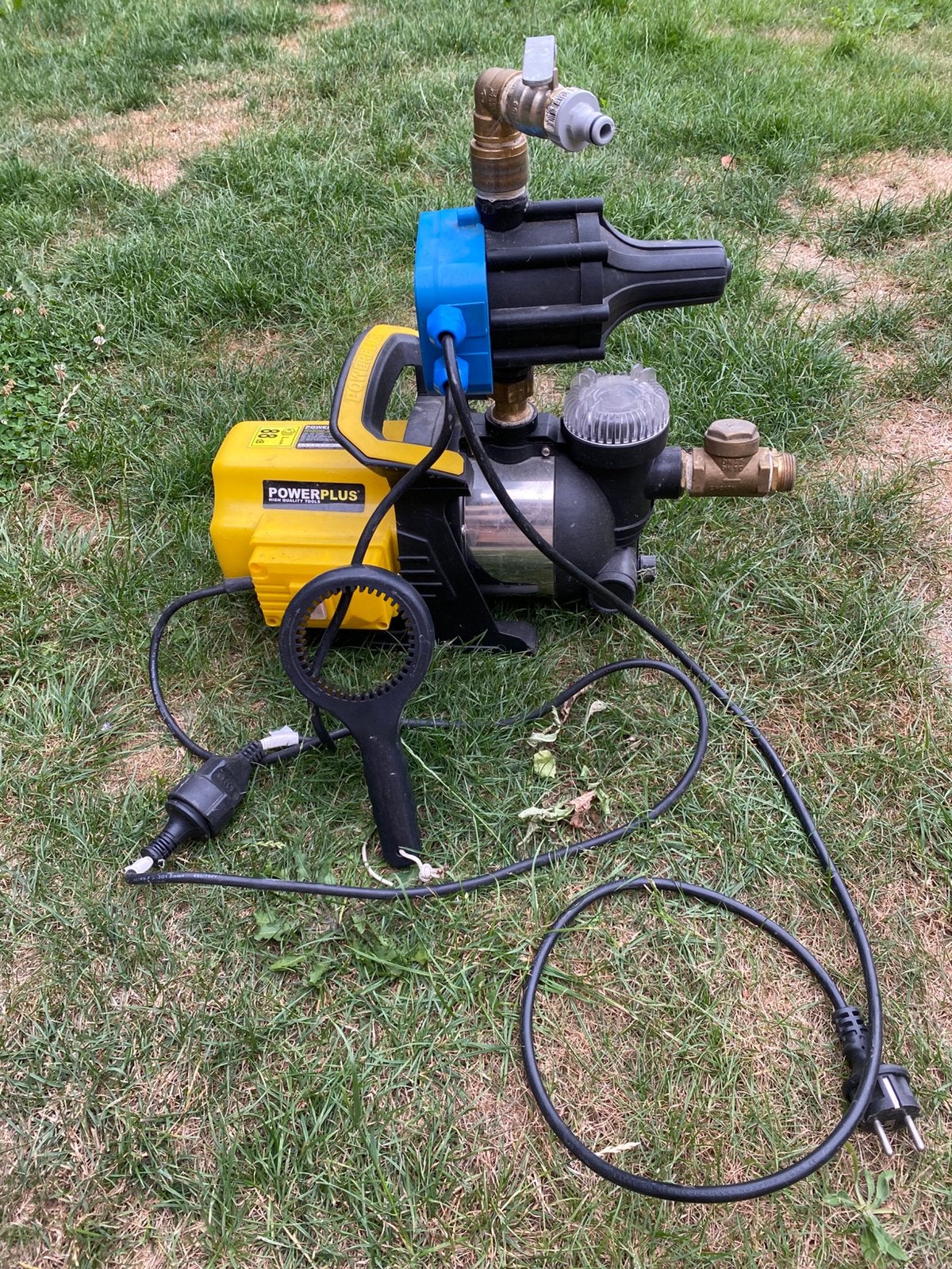 Powerplus tuinpomp 1000W// 3500 l/h, Tuin en Terras, Ophalen, Zo goed als nieuw