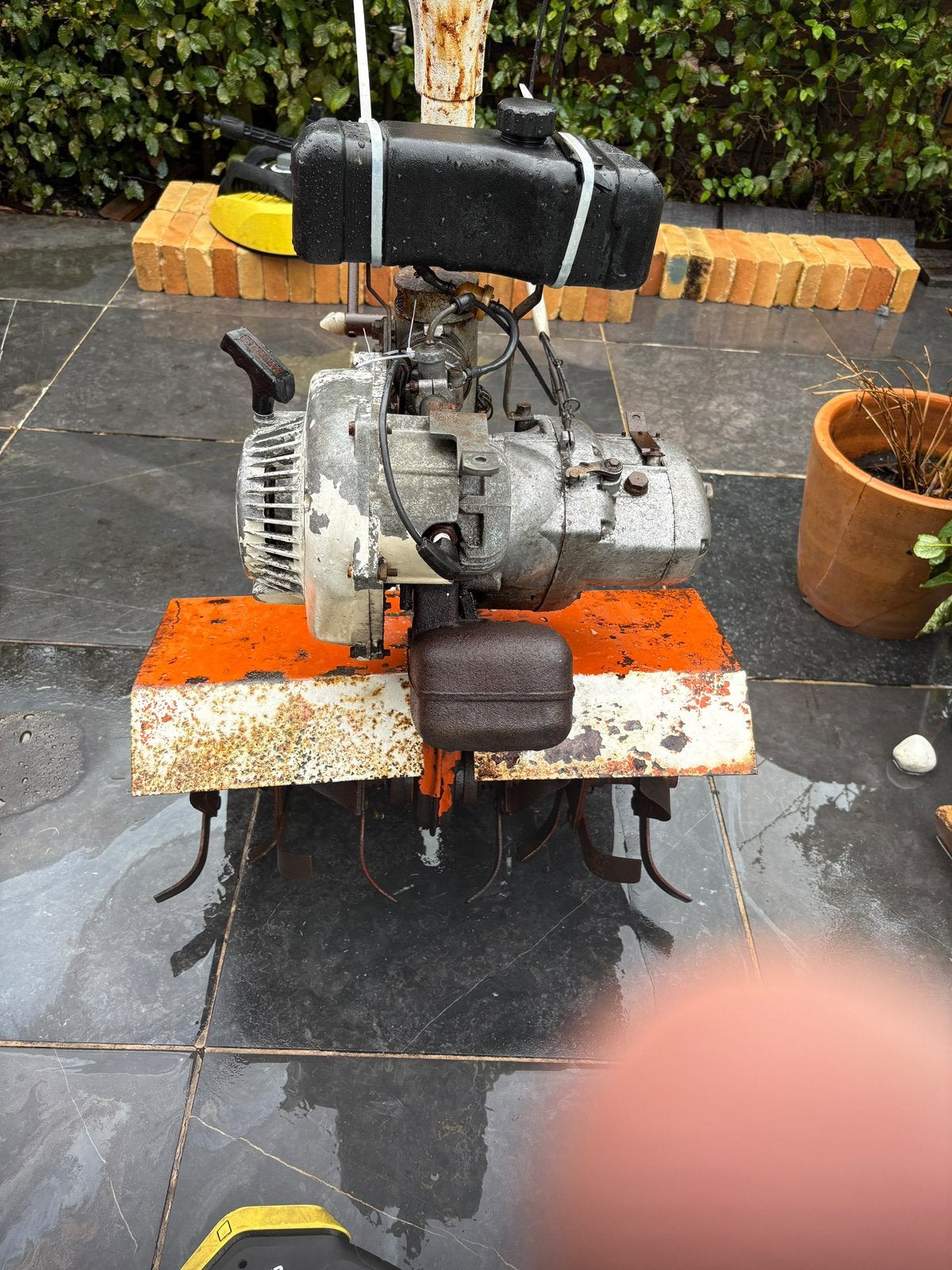 Oldtimer grondfreesmachine 2-takt, Ophalen, Grondbewerking