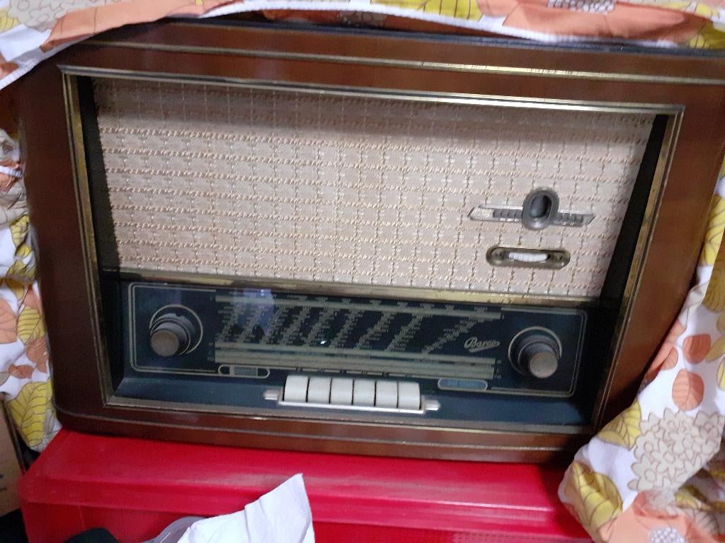 Radio Barco met pick-up en bijpassend meubel, Enlèvement