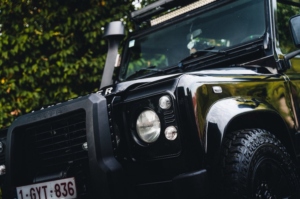 Land Rover Defender 110 TD5 15P // FULL BLACK, Auto's, Stof, Zwart, Zwart, SUV of Terreinwagen