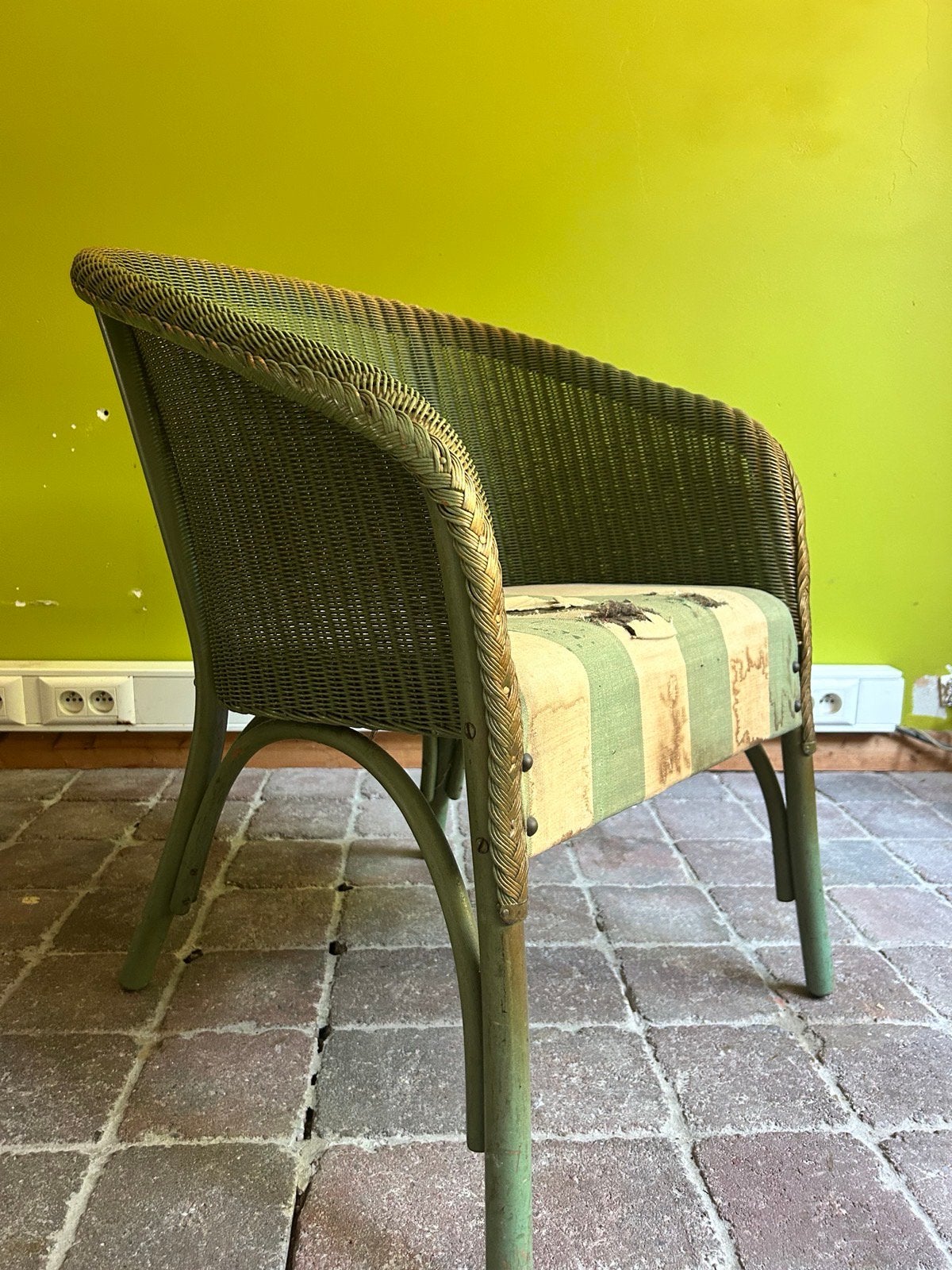 Rieten stoel (herstofferen), Ophalen, Gebruikt, Riet of Rotan, Eén