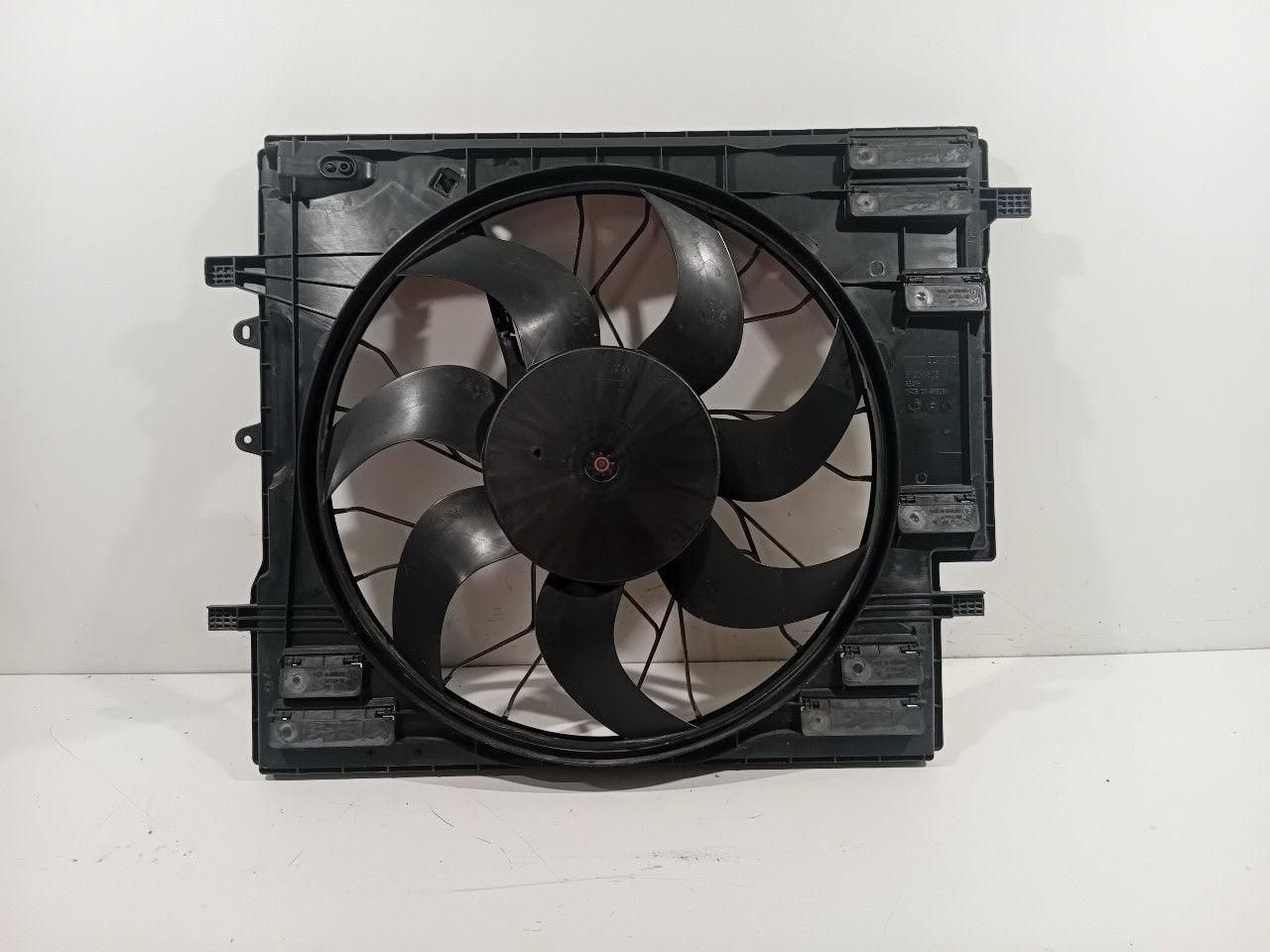 Koelventilatormotor Volvo XC90, Onderdelen@venauto.nl, Van der Ven Autorecycling B.V., Gebruikt, Ettenseweg 76, 4706 PB Roosendaal, The Netherlands