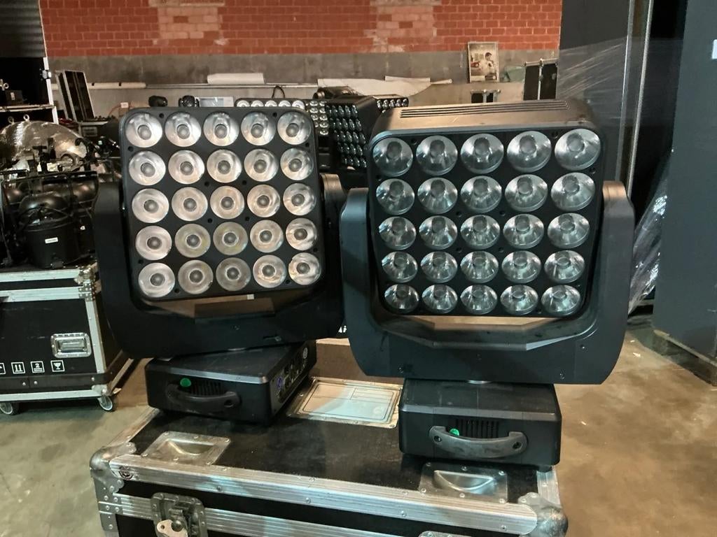 Briteq Beam wizard 5x5 (2x) in flightcase, Muziek en Instrumenten, Ophalen of Verzenden