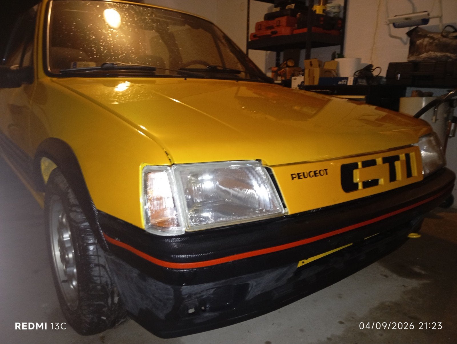 Peugeot 205 CTI 1.9 1989 + gros lot de pièces neuves, 75 kW, Achat, Boîte manuelle, Noir