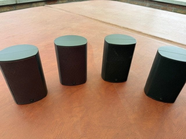 4 hauts parleurs Jamo supplémentaires, Enlèvement, Utilisé, 40 à 70 watts, Autres marques