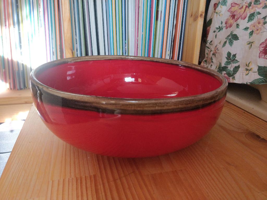 Grand plat rouge, Enlèvement