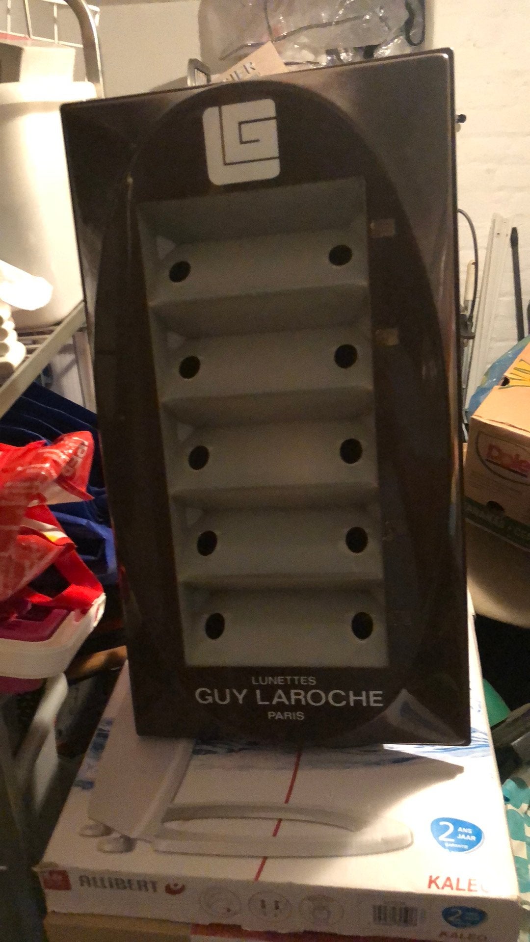 Presentoir lunettes guy laroche vintage, Enlèvement, Utilisé, Lunettes, Autres marques
