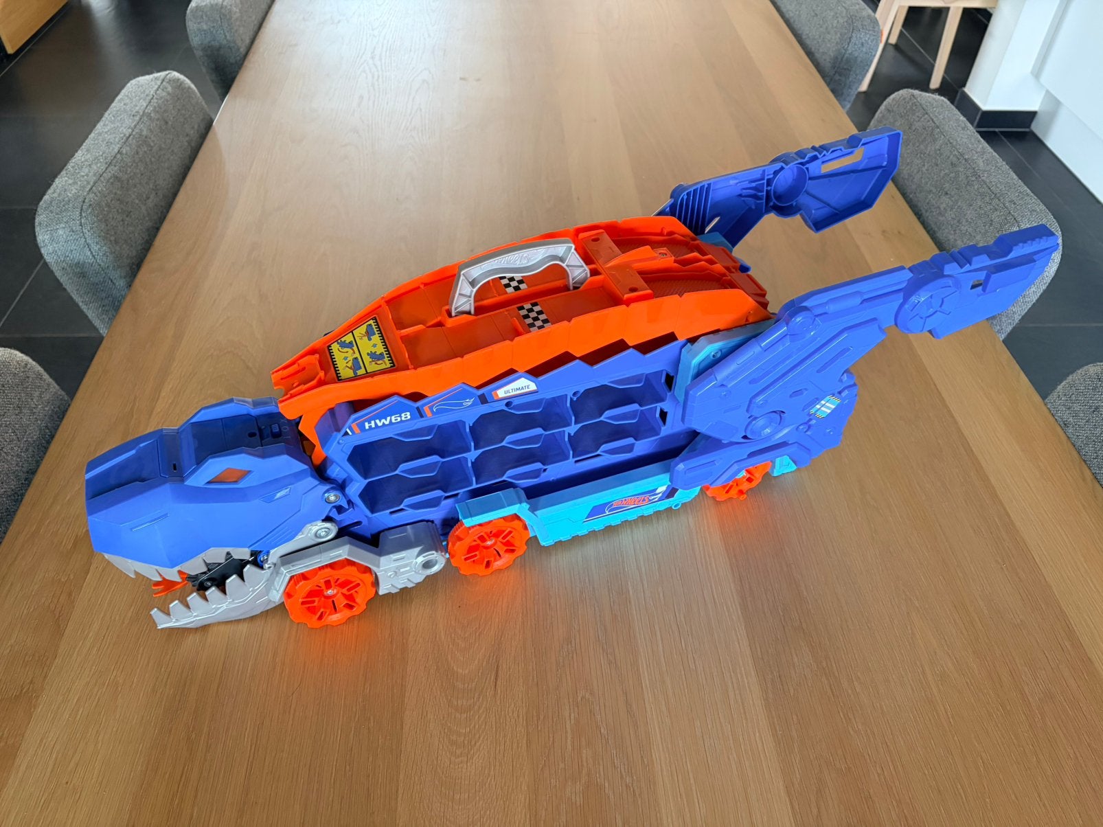 Hot Wheels City Ultieme Vrachtwagen, Ophalen, Zo goed als nieuw