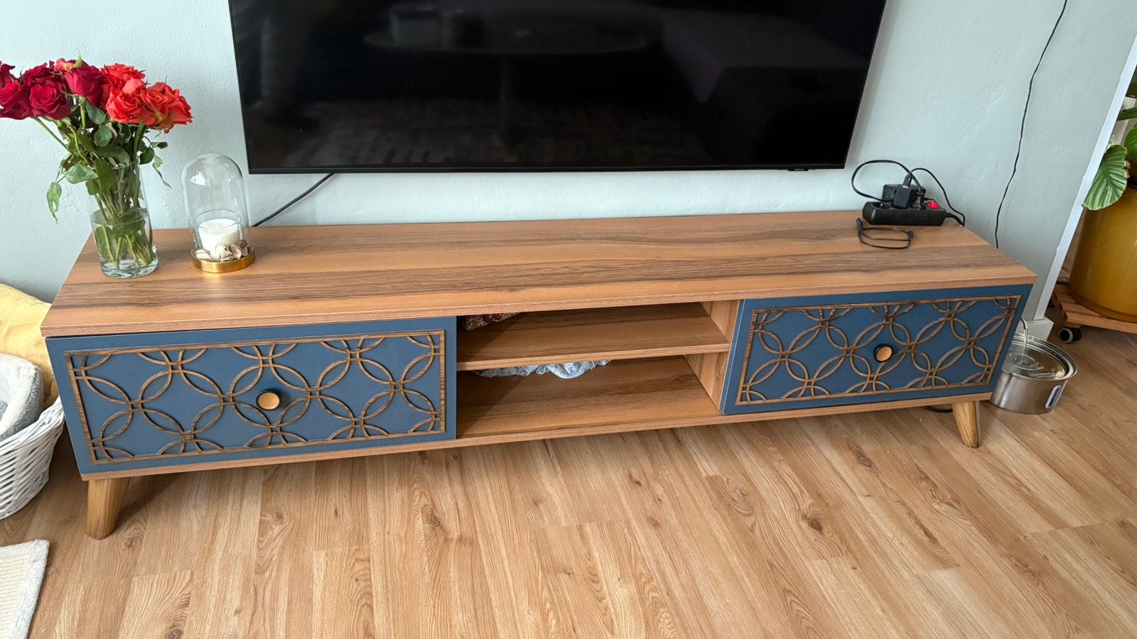 Tv kast met retro look, Huis en Inrichting, Ophalen, Overige materialen, 150 tot 200 cm, Zo goed als nieuw