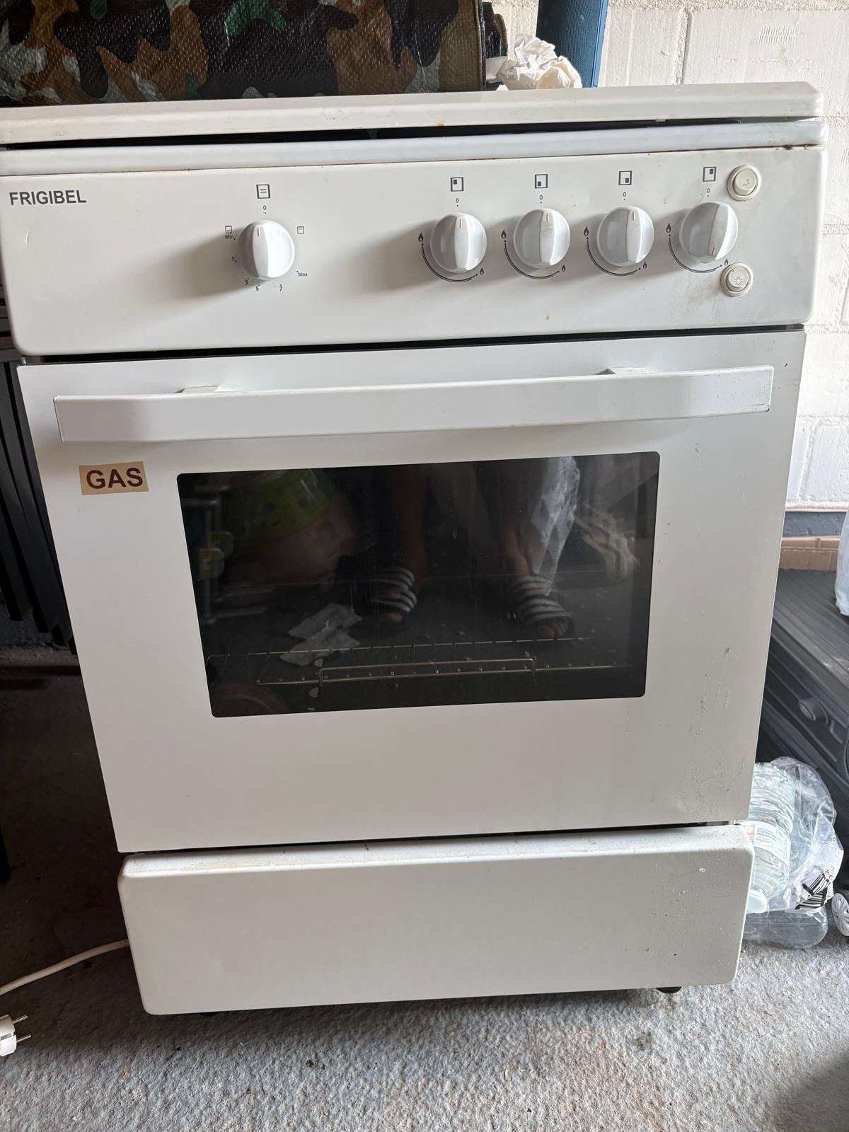 Gasfornuis met oven, Elektronische apparatuur, Fornuizen, Ophalen, Zo goed als nieuw