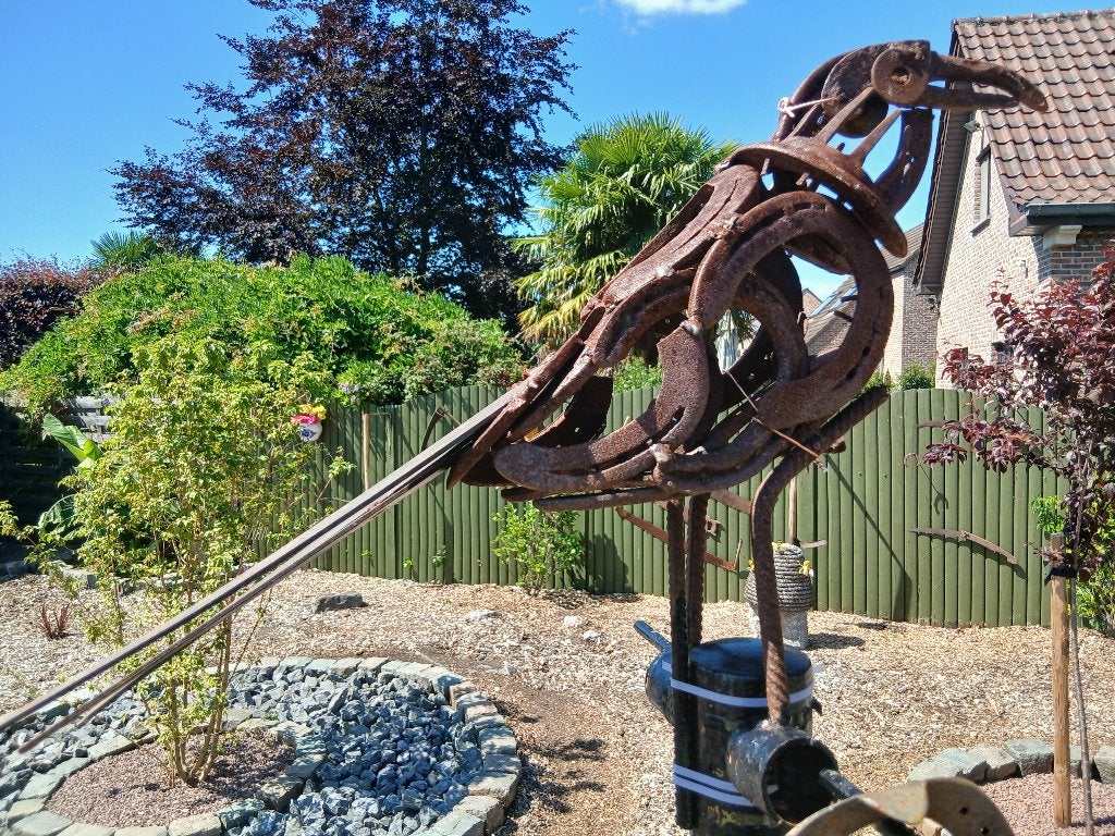 tuinbeeld & kunstwerk & sculptuur & ekster & kraai & vogel, Tuin en Terras, Tuinbeelden, Zo goed als nieuw, Dierenbeeld, Metaal