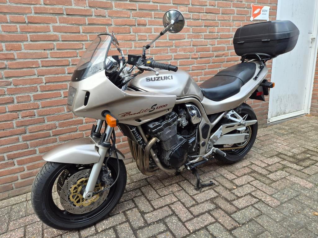 SUZUKI GSF1200S, GSF 1200 S, BANDIT, BOUWJ. 1998, 2 cilinders, Motorrijbewijs A, Meer dan 35 kW, Toermotor