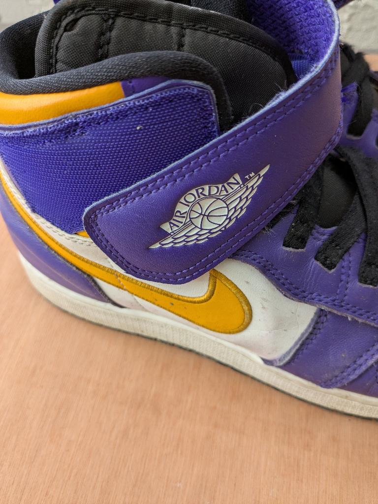 Nike schoen maat 40 Air Jordan 1 MID 'Lakers', Ophalen, Overige kleuren, Sportschoenen, Gedragen