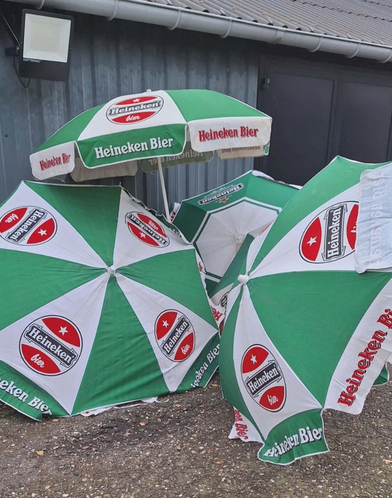 Vrolijke vintage reclame parasol, parasols, div. soorten🌞, Enlèvement ou Envoi, Utilisé, 1 à 2 mètres, Parasol sur pied