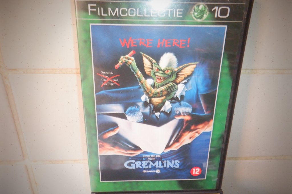 DVD Gremlins. (Par Steven Spielberg), CD & DVD, DVD | Action, Comédie d'action, Enlèvement ou Envoi, Anglais, Comme neuf