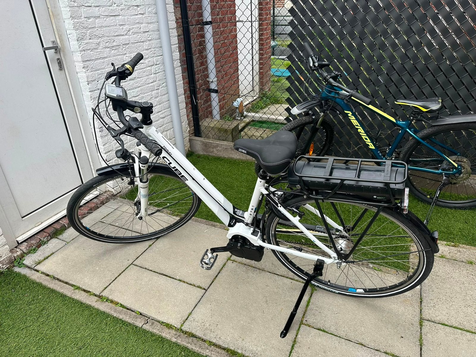 Elektrische damesfiets Cube, Ophalen, Zo goed als nieuw, Cube