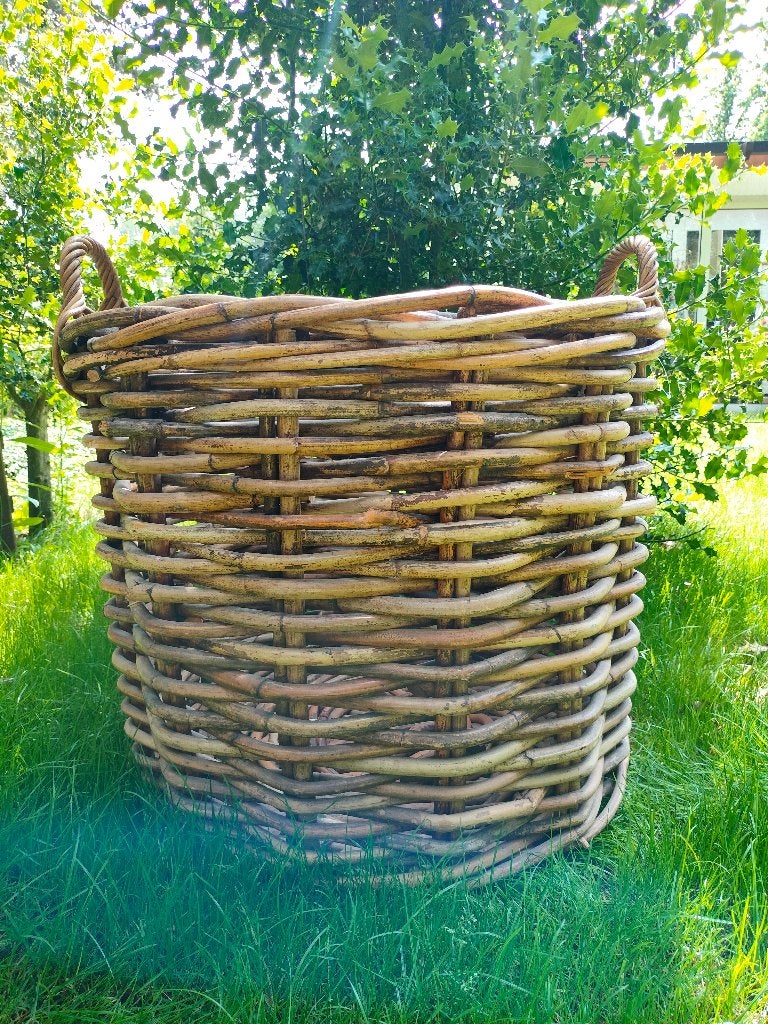 Wilgenmand. Handgemaakt. Hoogte 75cm x Ø 75cm. Handvaten., Ophalen, Gebruikt, Mand, Rond