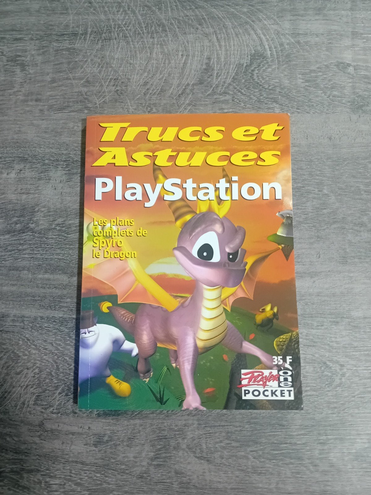 Guide Trucs et Astuces PlayStation - Spyro le Dragon - Playe, Consoles de jeu & Jeux vidéo, Enlèvement
