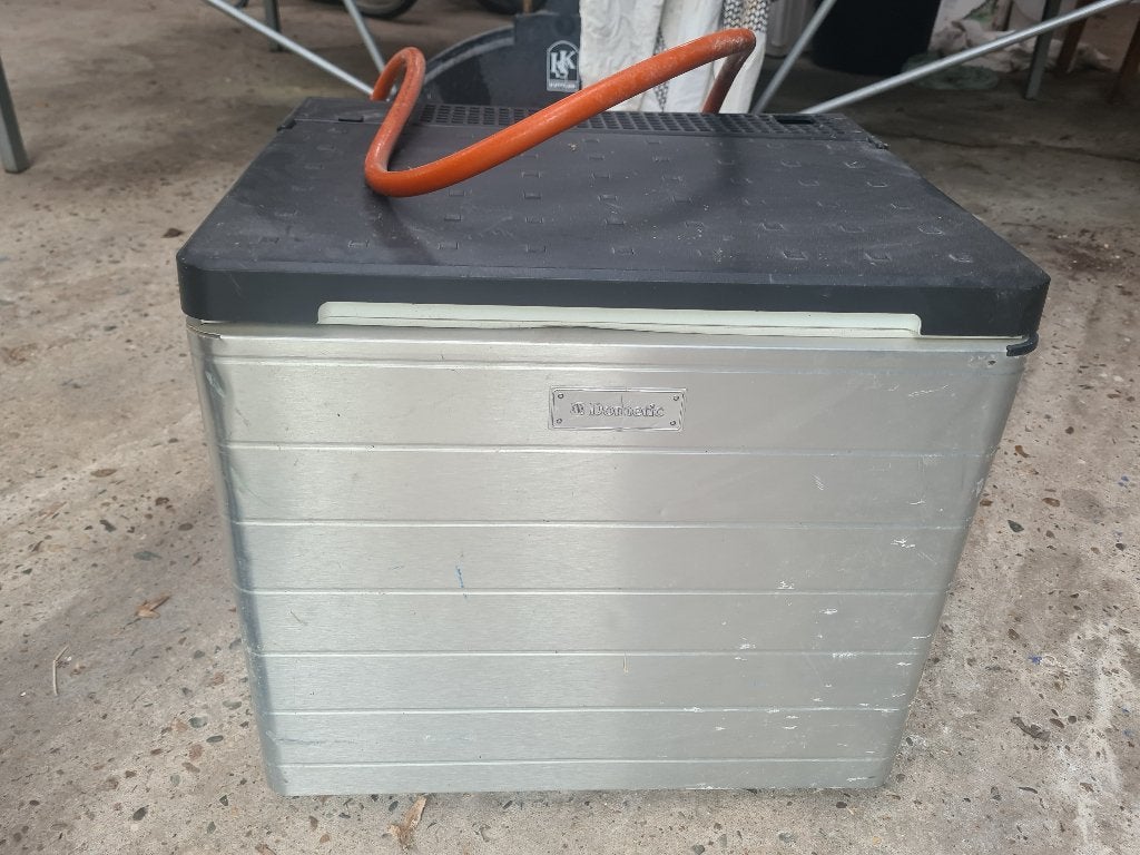 Koelbox gas, 220v, 12v Dometic, Ophalen, Gebruikt, Koelbox, Compressor