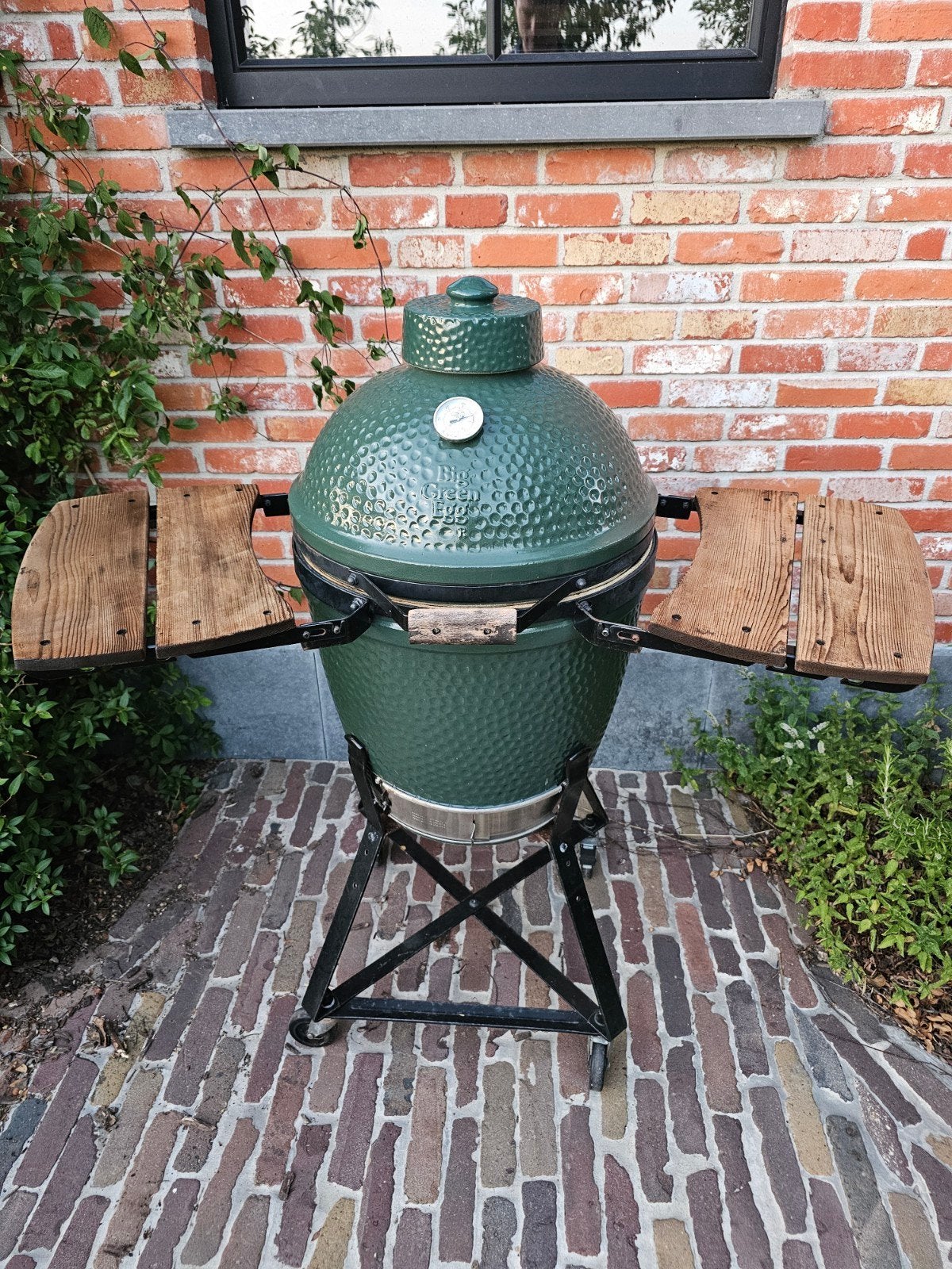 Big Green Egg Medium met onderstel, zijtafels en accessoires, Jardin & Terrasse, Barbecues au charbon de bois, Enlèvement