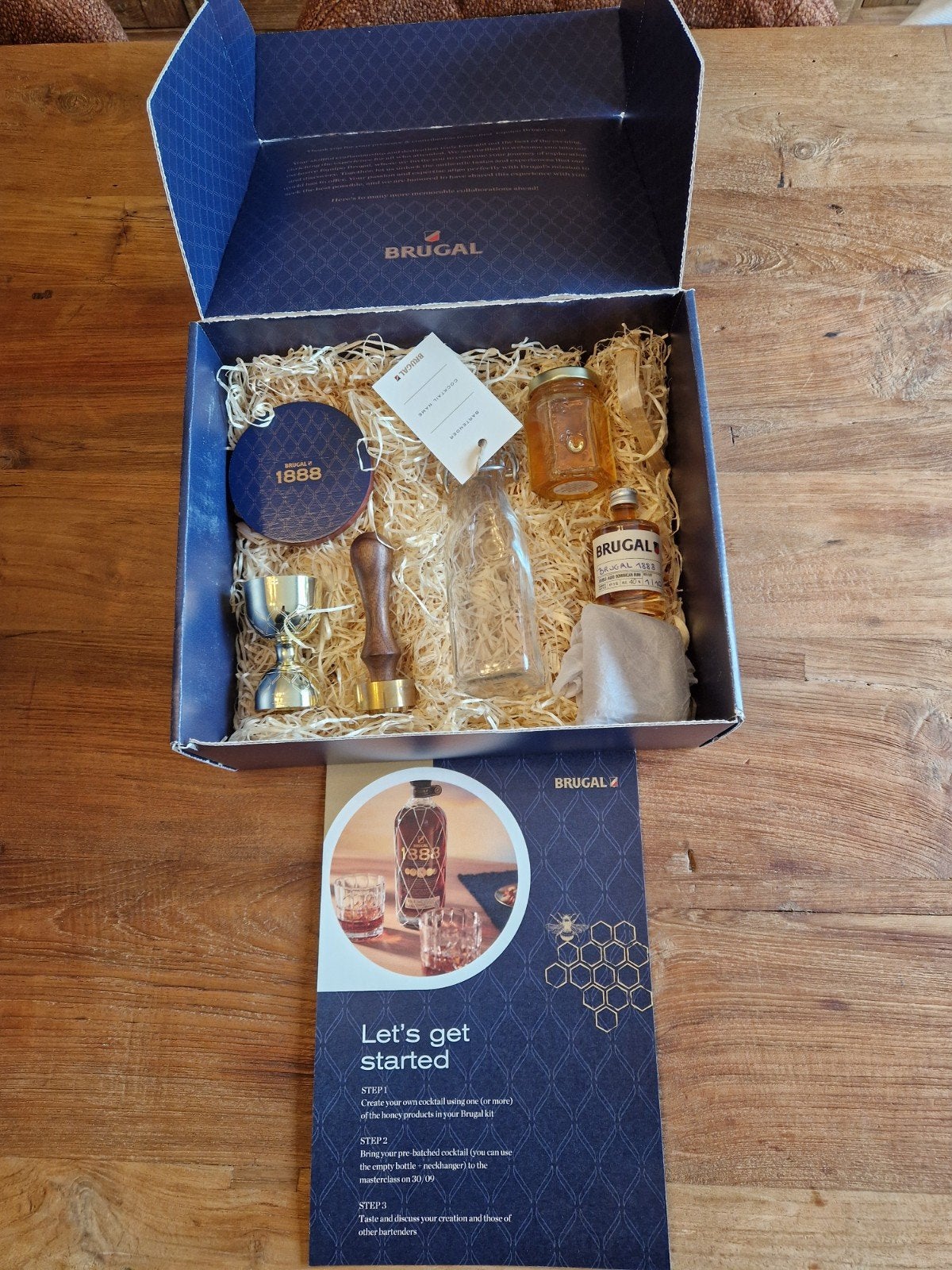Exclusieve Brugal 1888 Rum Cocktail Masterclass Kit, Ophalen of Verzenden, Verpakking