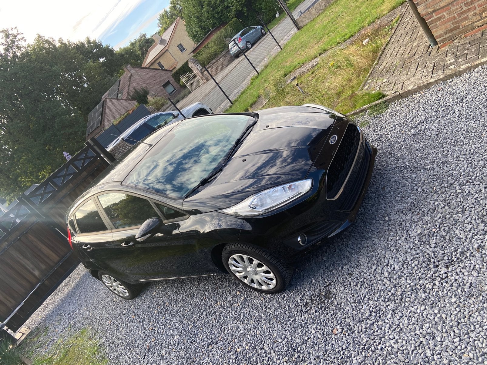Ford fiesta, Entreprise, Essence, https://public.car-pass.be/vhr/82342d28-e214-4600-b9ce-6d41278b7c89, Achat