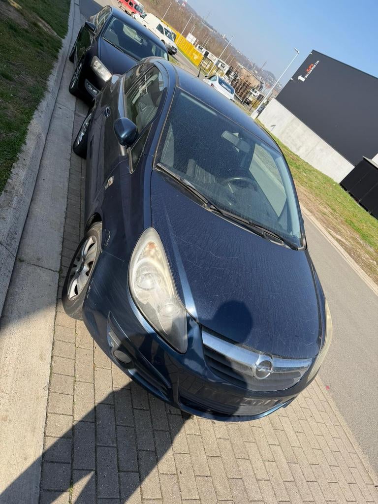 Opel Corsa 2011, 190 000km, Euro 5. LIRE DESCRIPTION, Auto's, Euro 5, Particulier, Te koop, Handgeschakeld