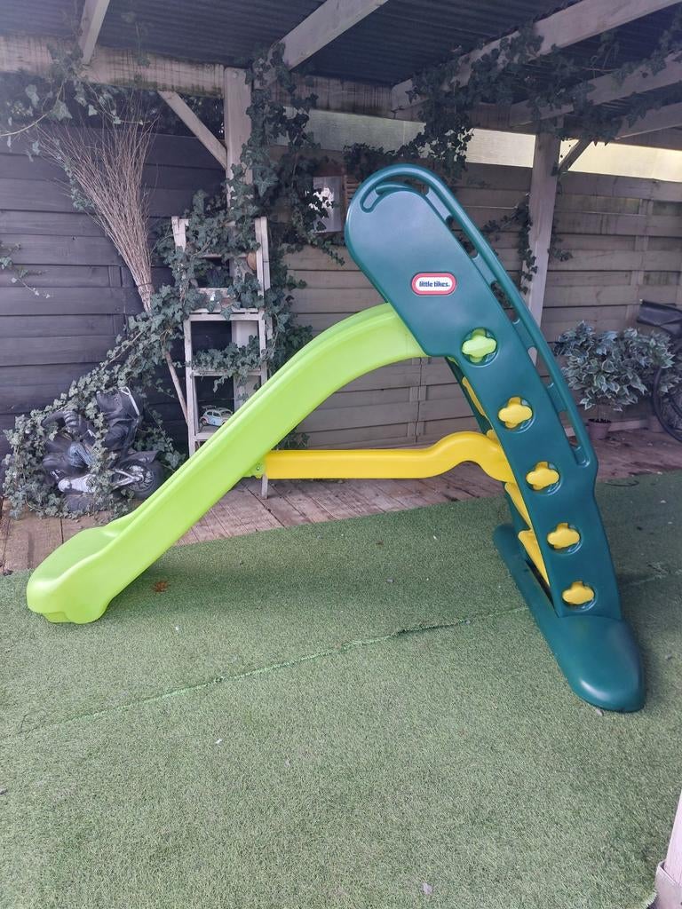 Nieuwe glijbaan little tikes groot, Kinderen en Baby's, Speelgoed | Buiten | Speeltoestellen, Ophalen, Glijbaan