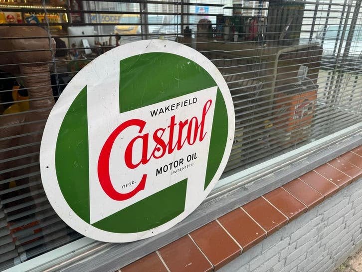 Vintage Castrol Motor Oil Reclamebord