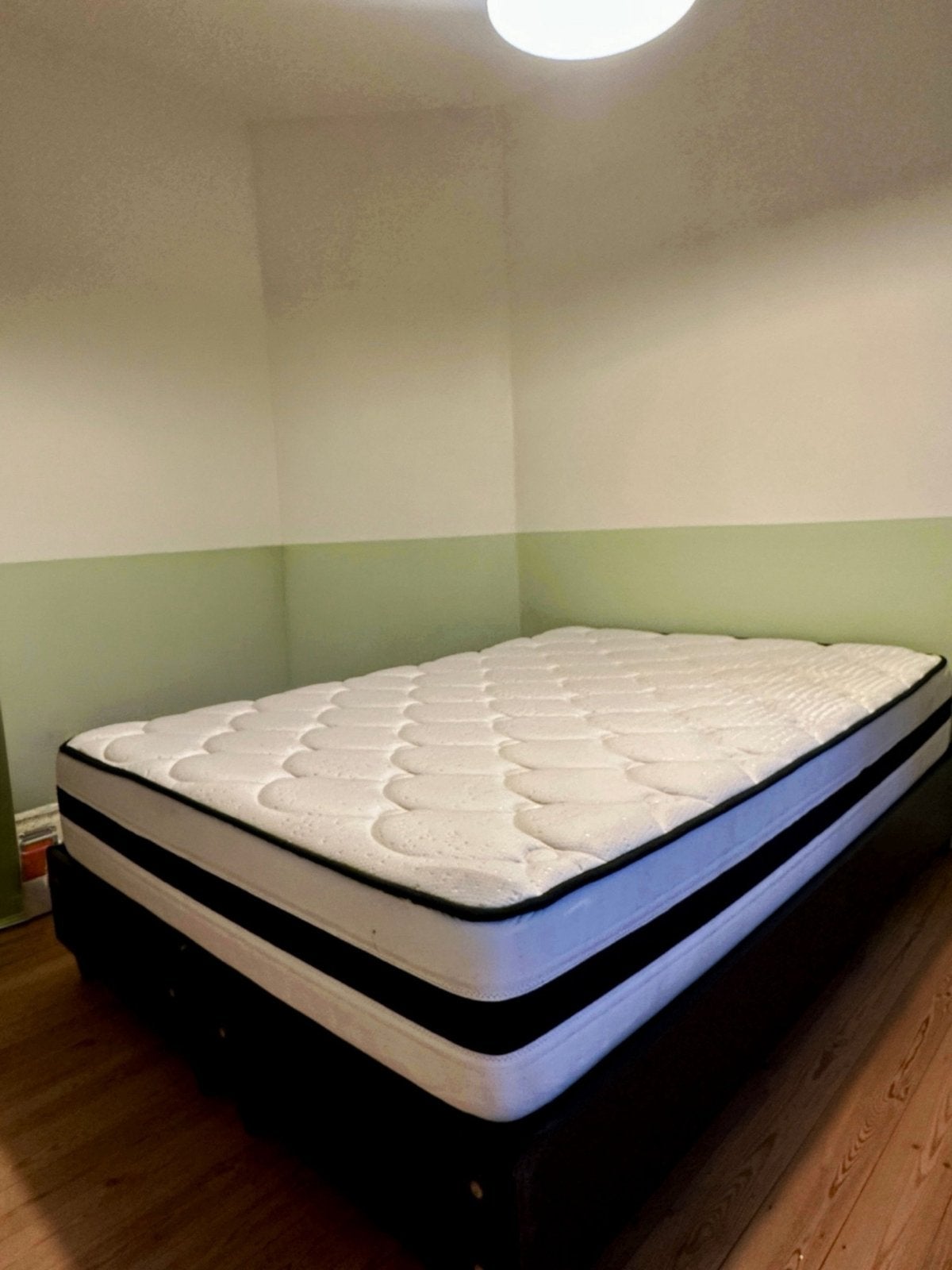 Bed+matras, Maison & Meubles, Tissu, Queen size, 140 cm, Enlèvement
