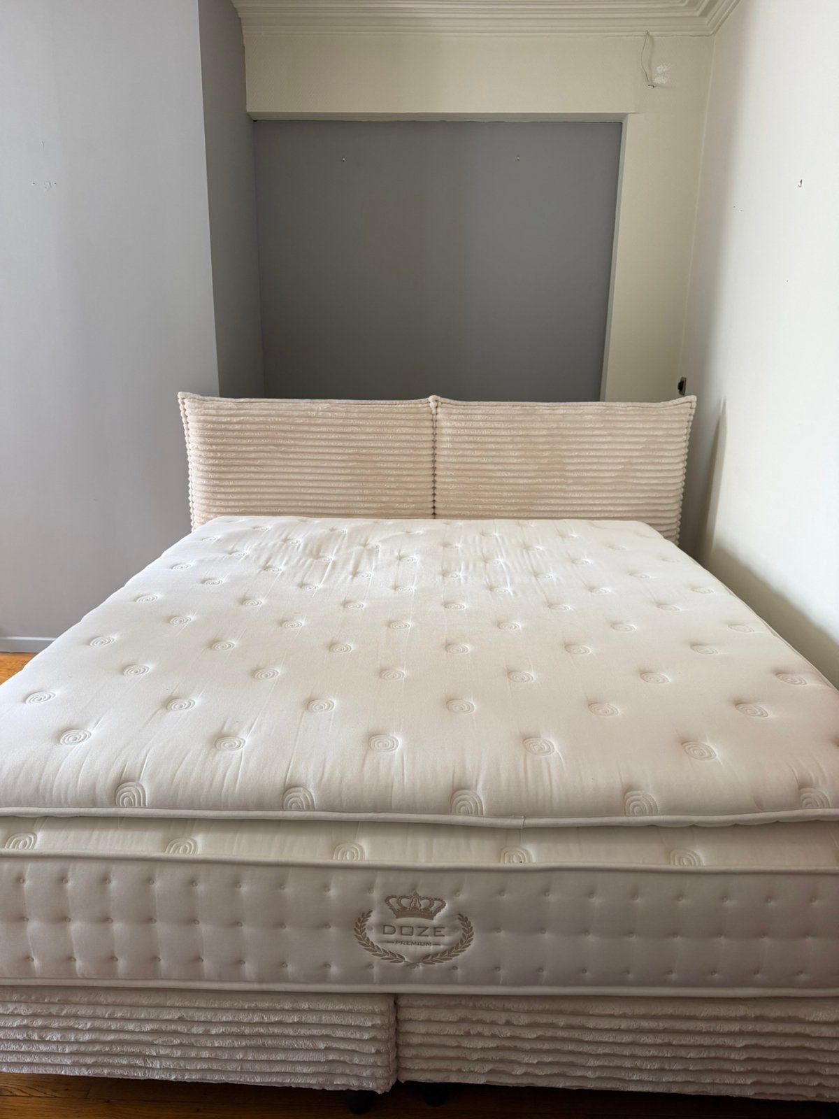 Boxspring met Teddy stof en topper., Ophalen, Zo goed als nieuw