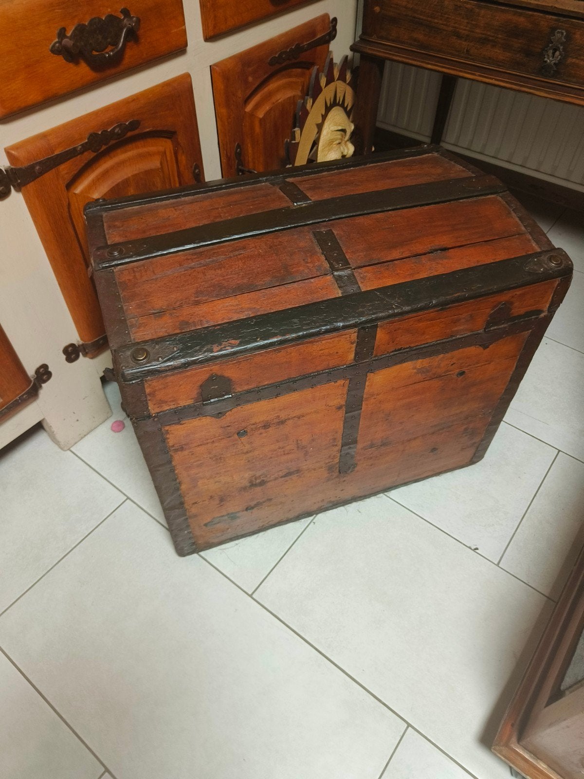joli coffre, Enlèvement