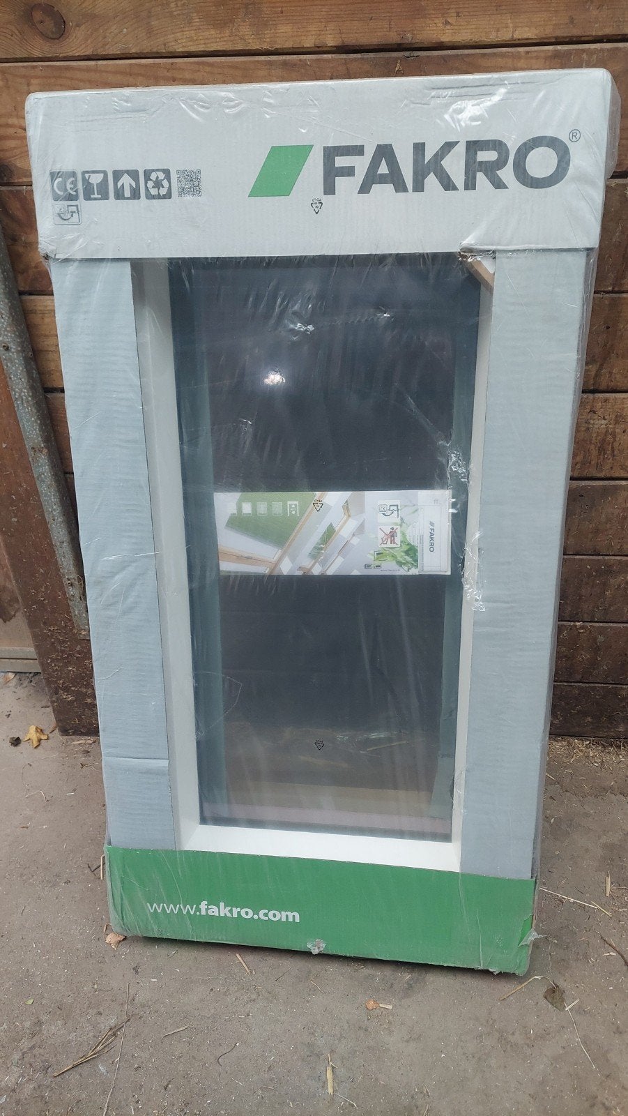Fenêtre de toit FAKRO FTU-V 55x98, Bricolage & Construction, Enlèvement