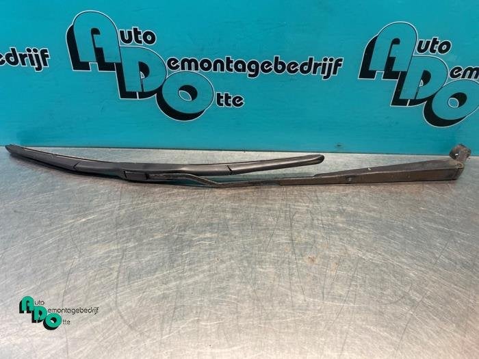 Bras essuie-glace avant d'un Suzuki Ignis (Ignis J. 99-), -, 3 mois de garantie, Utilisé, -