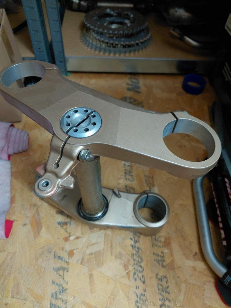 Ducati kroonplaten 748.916.996.998, Ophalen of Verzenden, Gebruikt