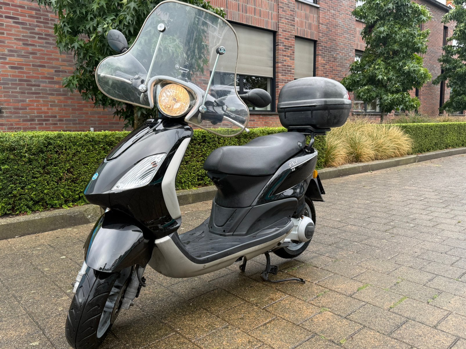 Piaggio Fly 125cc – 2009 – slechts 12.000 km, Bedrijf, Scooter, Automaat