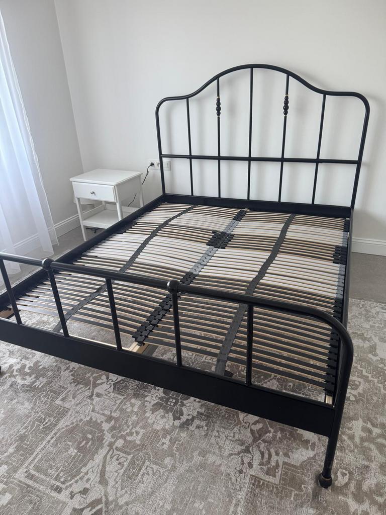 bedframe, Huis en Inrichting, Slaapkamer | Bedden, Zo goed als nieuw, Tweepersoons, 160 cm, 200 cm, Ophalen