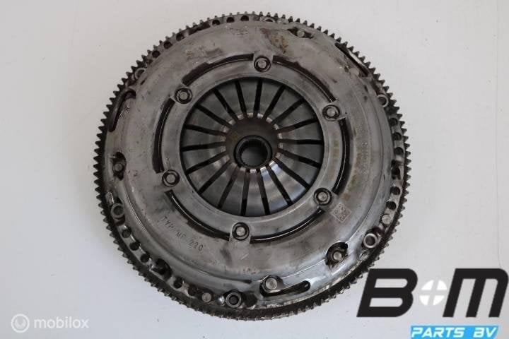 Vliegwiel met koppelingset VW Polo 2G 1.0 TSI CHZ 04C141025D, Utilisé