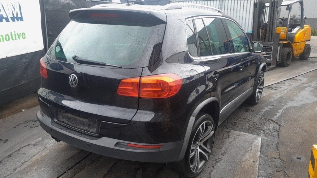 AANDRIJFAS RECHTS ACHTER Tiguan (5N1 / 2) (|1K0501204F|), Gebruikt, Volkswagen, Volkswagen AG, Kundenbetreuung@volkswagen.de