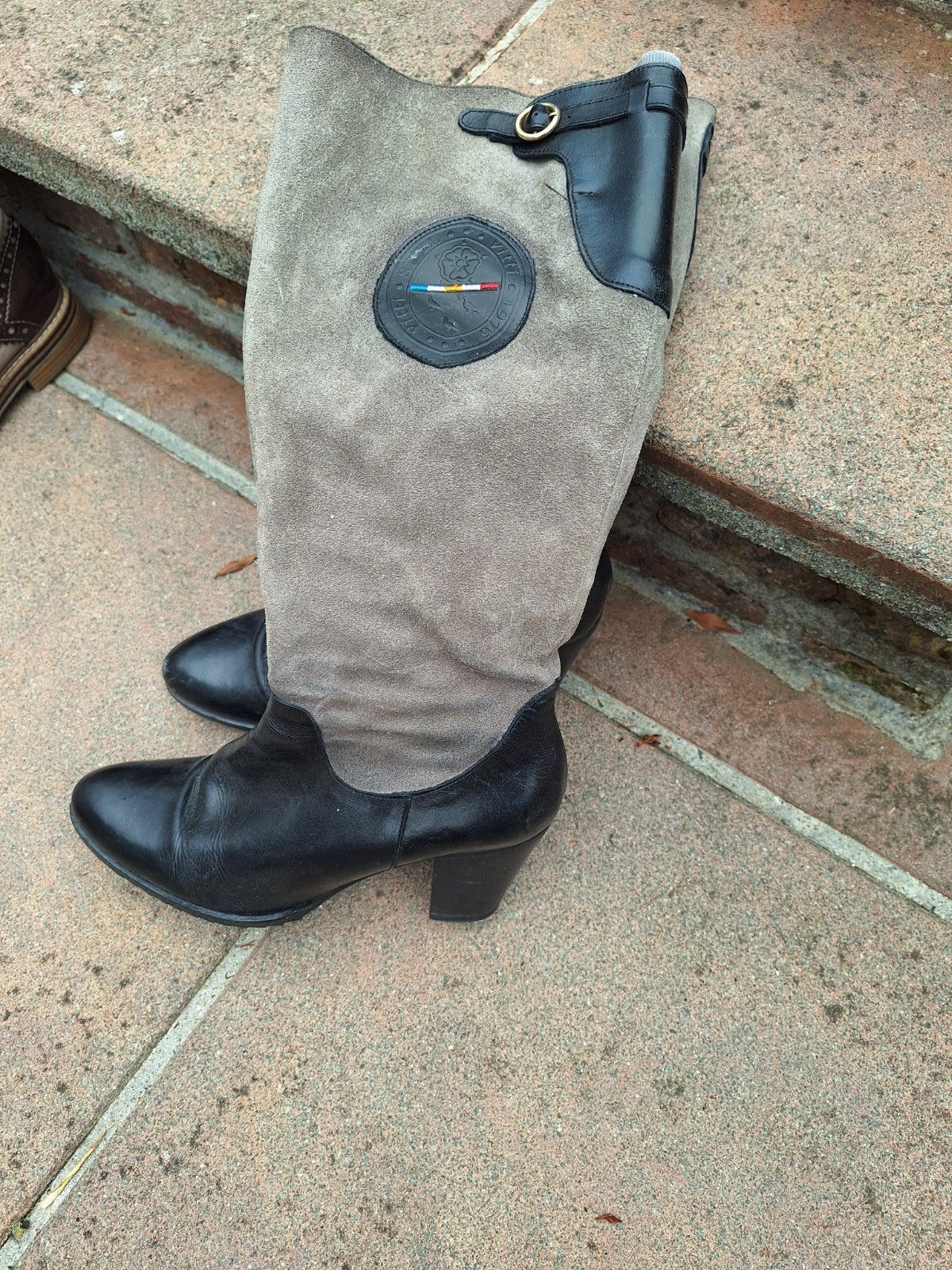 bottes hautes taille 39 en nubuck/gris et noir,, Enlèvement, Comme neuf, Bottes hautes