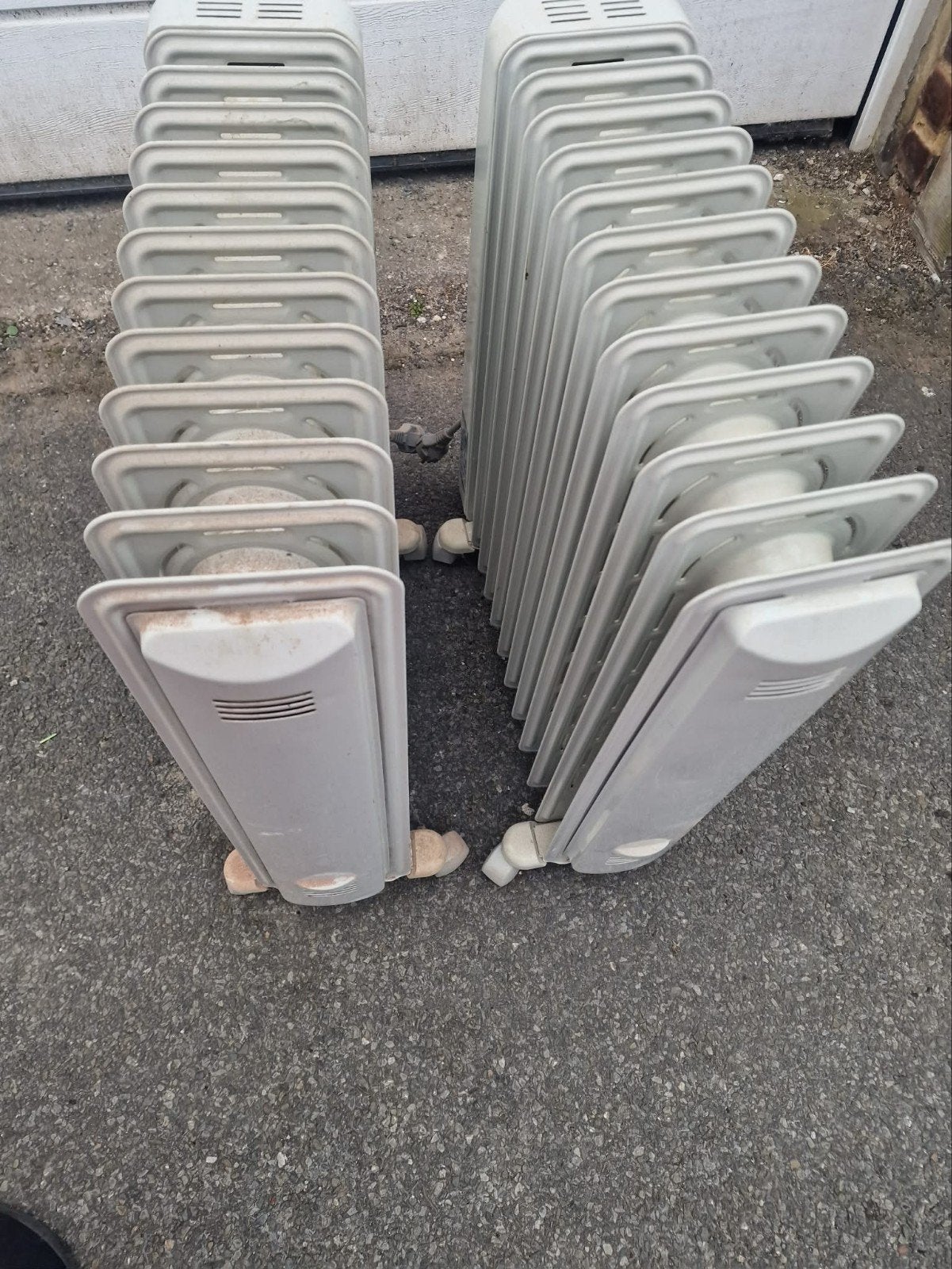 2 radiateur électrique fonctionne parfaitement, Bricolage & Construction, Chauffage & Radiateurs, 800 watts ou plus, Moins de 60 cm