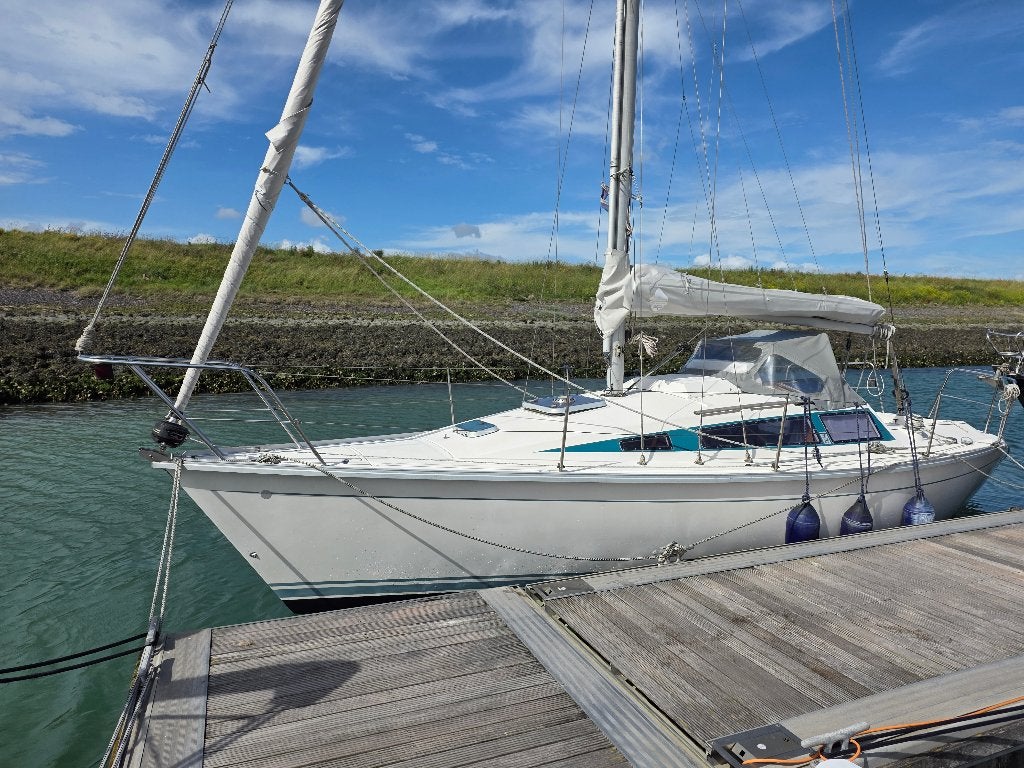 Dufour Mezzo 28 – Moteur 2023 (80h), Watersport en Boten, Kajuitzeilboten en Zeiljachten, Gebruikt, Traditionele zeilboot, Dufour