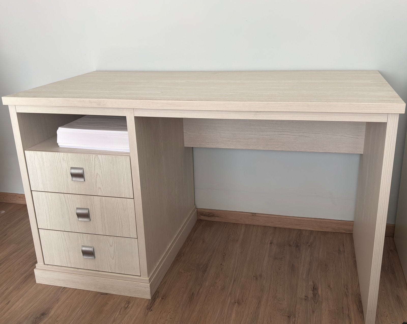 Bureau Recor Cordoba, Huis en Inrichting, Bureaus, Ophalen, Met lades, Zo goed als nieuw, Overige merken