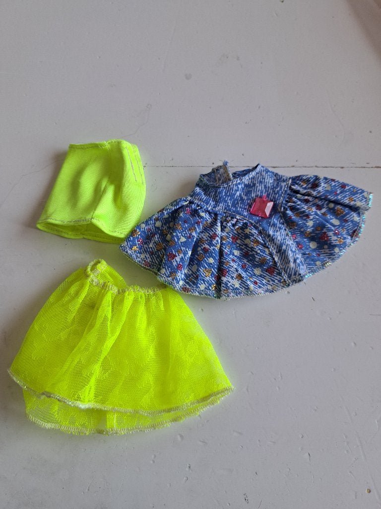 Vêtement poupée barbie 1994, Envoi, Utilisé, Poupée